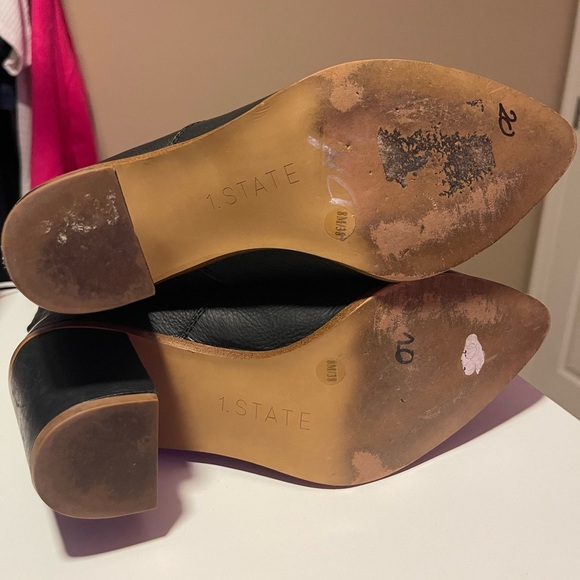 Sleek Black Over the Knee Boots with Chunky Heel - Picture 3 of 3